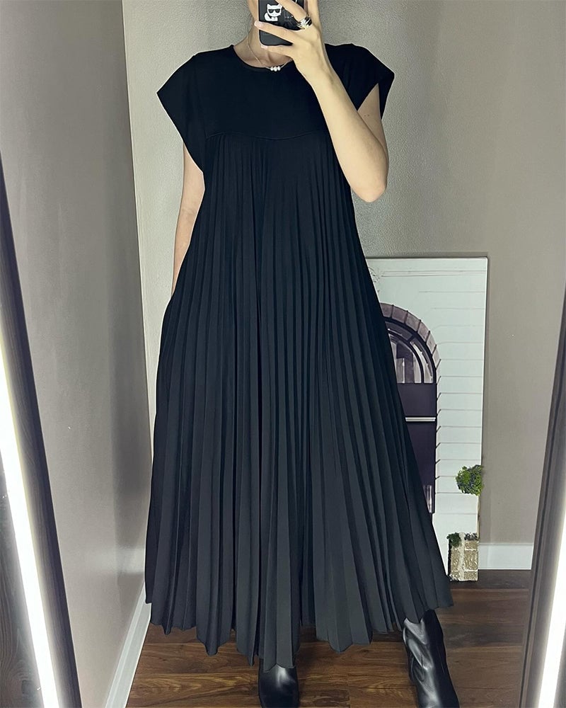 Suzette | Pleated Maxi Dress
