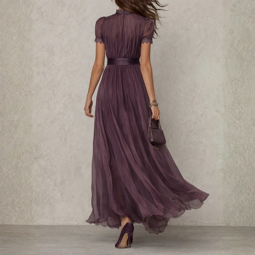 Geneviève | Flowing Maxi Gown