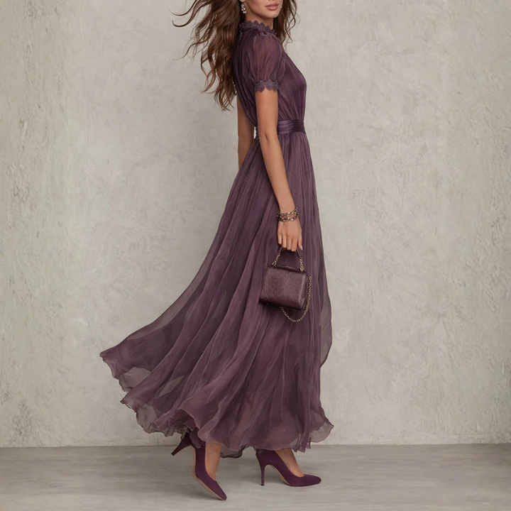 Geneviève | Flowing Maxi Gown
