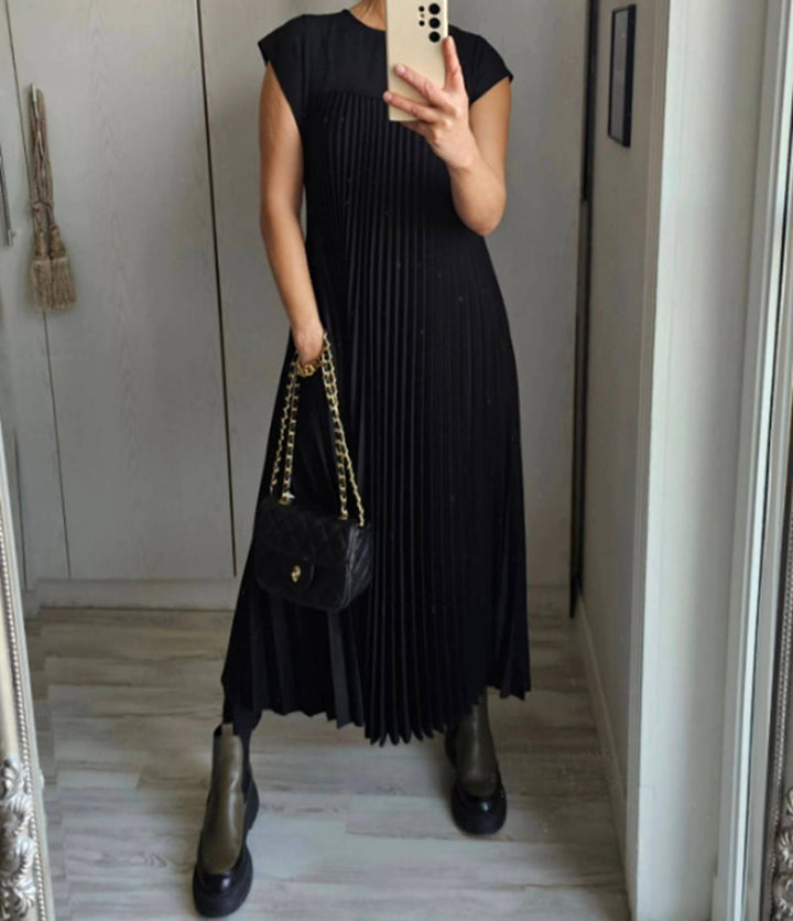 Suzette | Pleated Maxi Dress