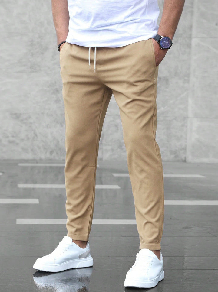 Wyndham | The Polished Everyday Trouser