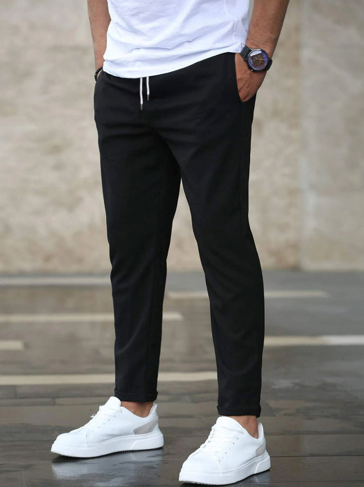 Wyndham | The Polished Everyday Trouser