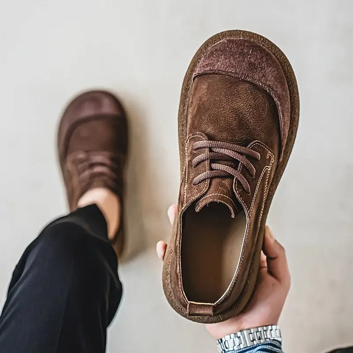 Sutton | All-Day Comfort, Smart Finish