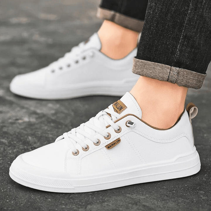 Logan | Classic Trainer